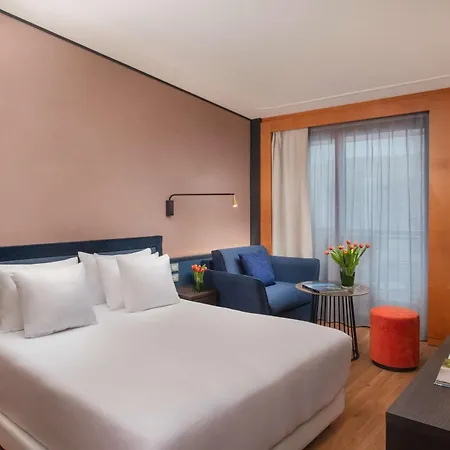 Nh Collection Marina 4*