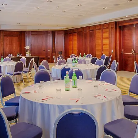 Hotel Nh Collection Marina 4*