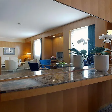 Nh Collection Marina 4*